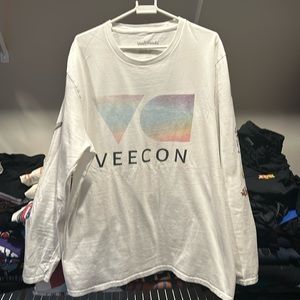 Veecon Veefriends Long Sleeve Tee Sz. XL